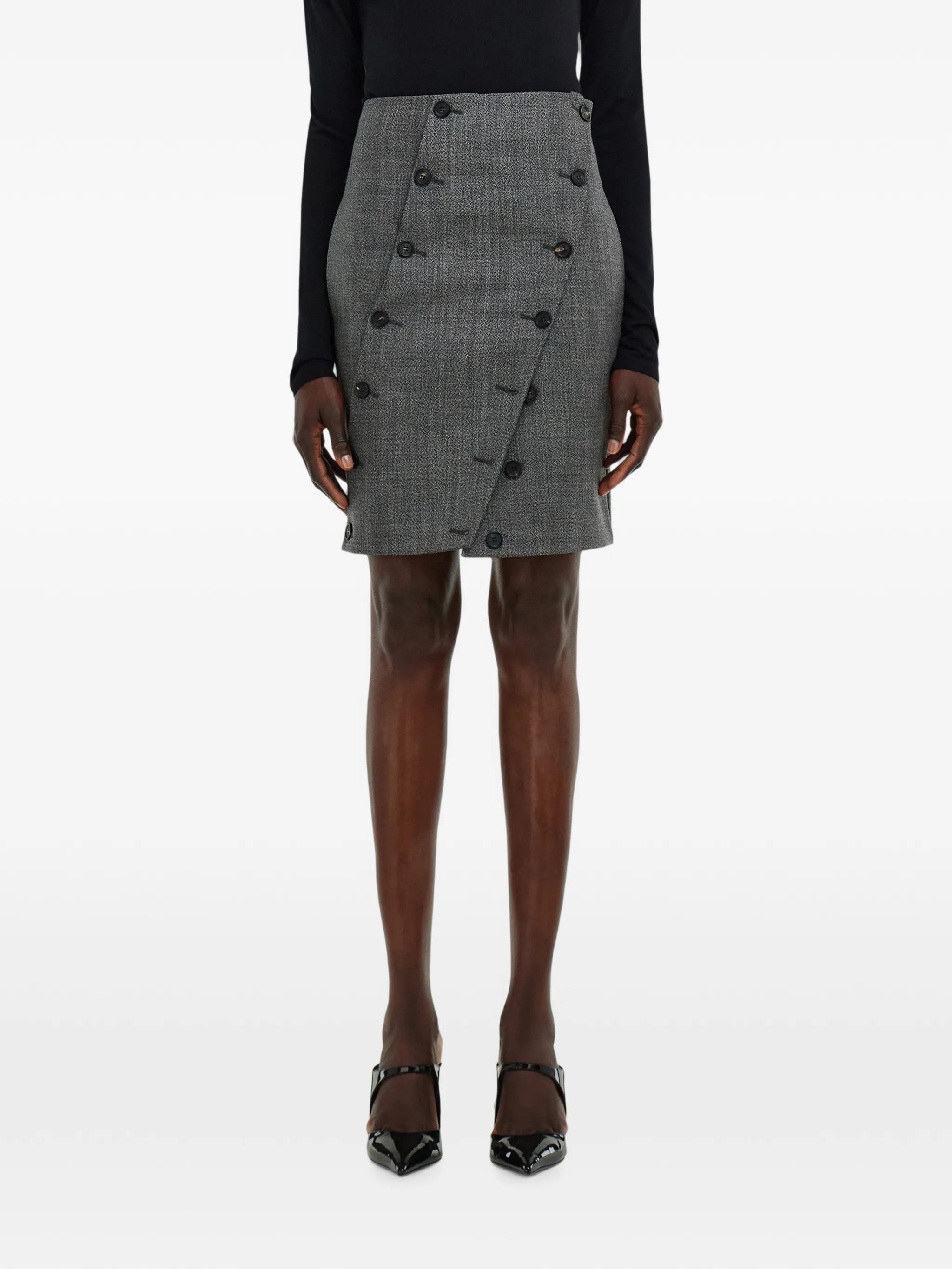 straight-cut skirt with button detail