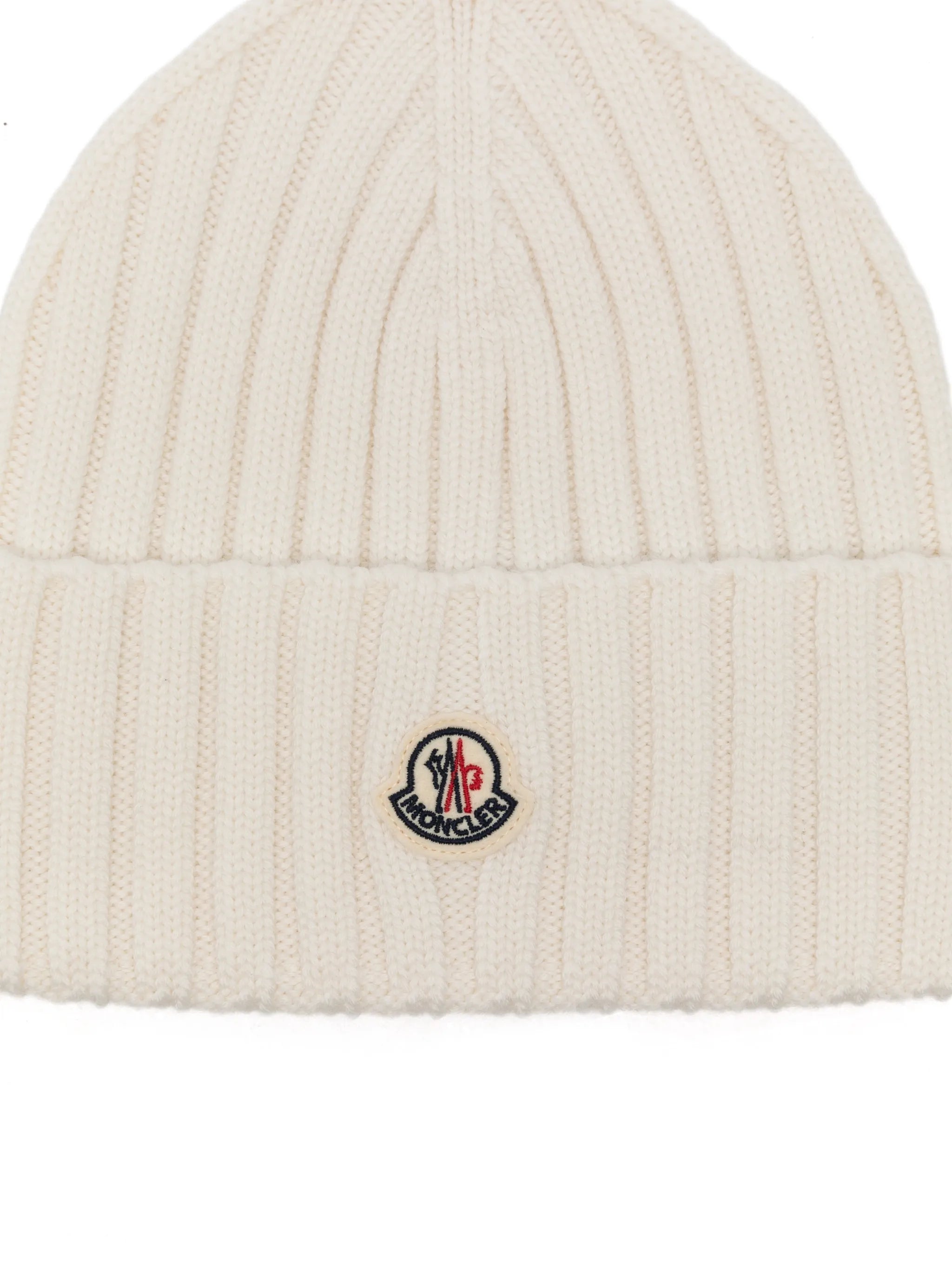 logo-patch ribbed-knit beanie hat