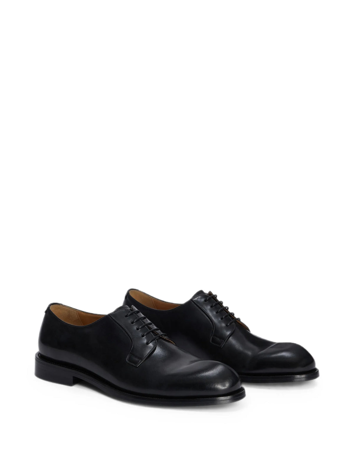 lace-up shoes