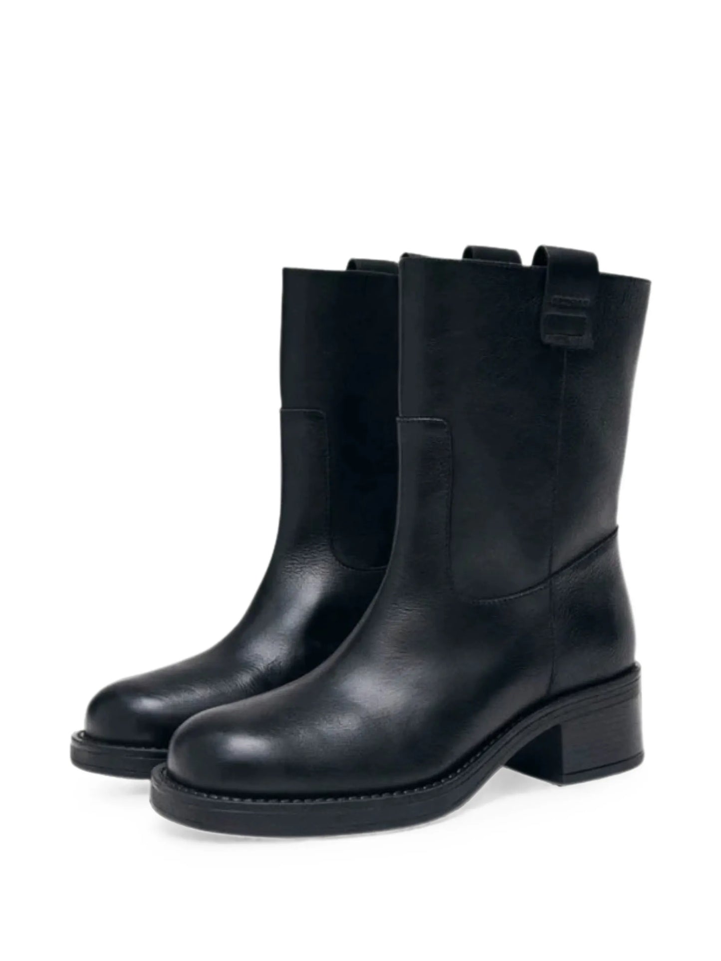 leather pull-on boots