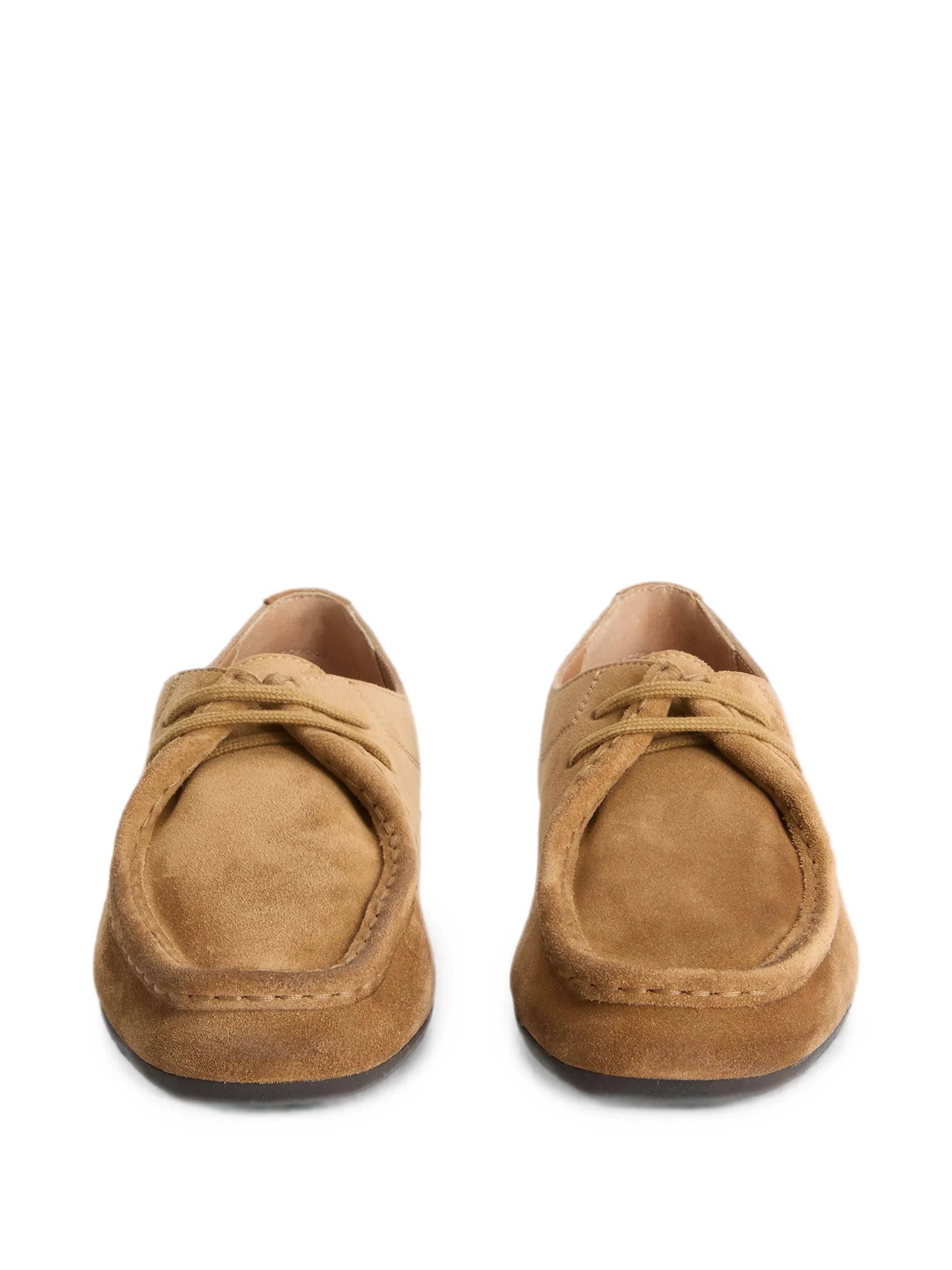 Hood lace-up shoes