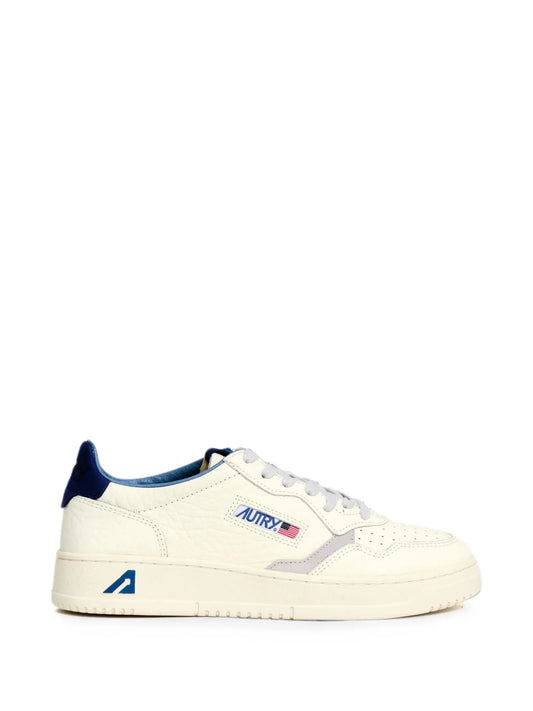 Medalist low sneakers in blue depths and vapor leather