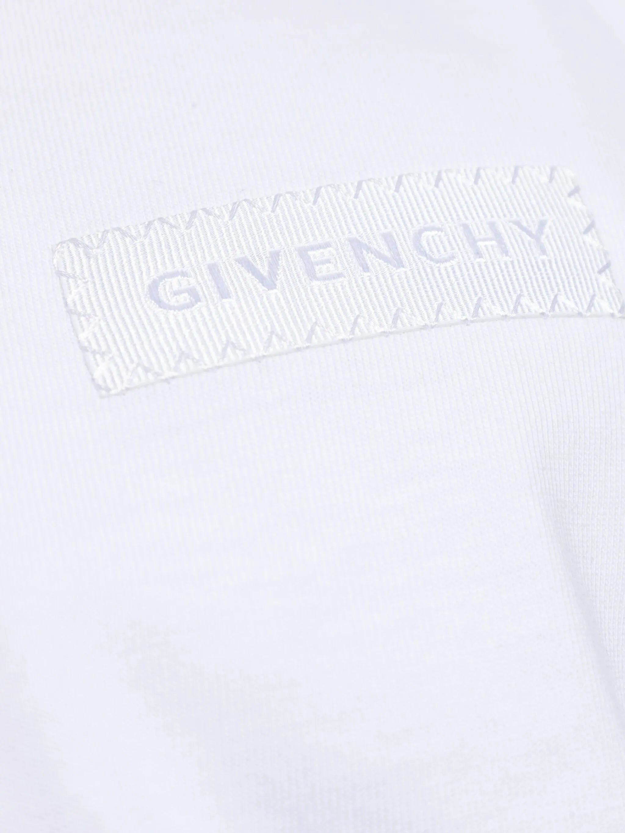 T-shirt in cotton with Givenchy patch