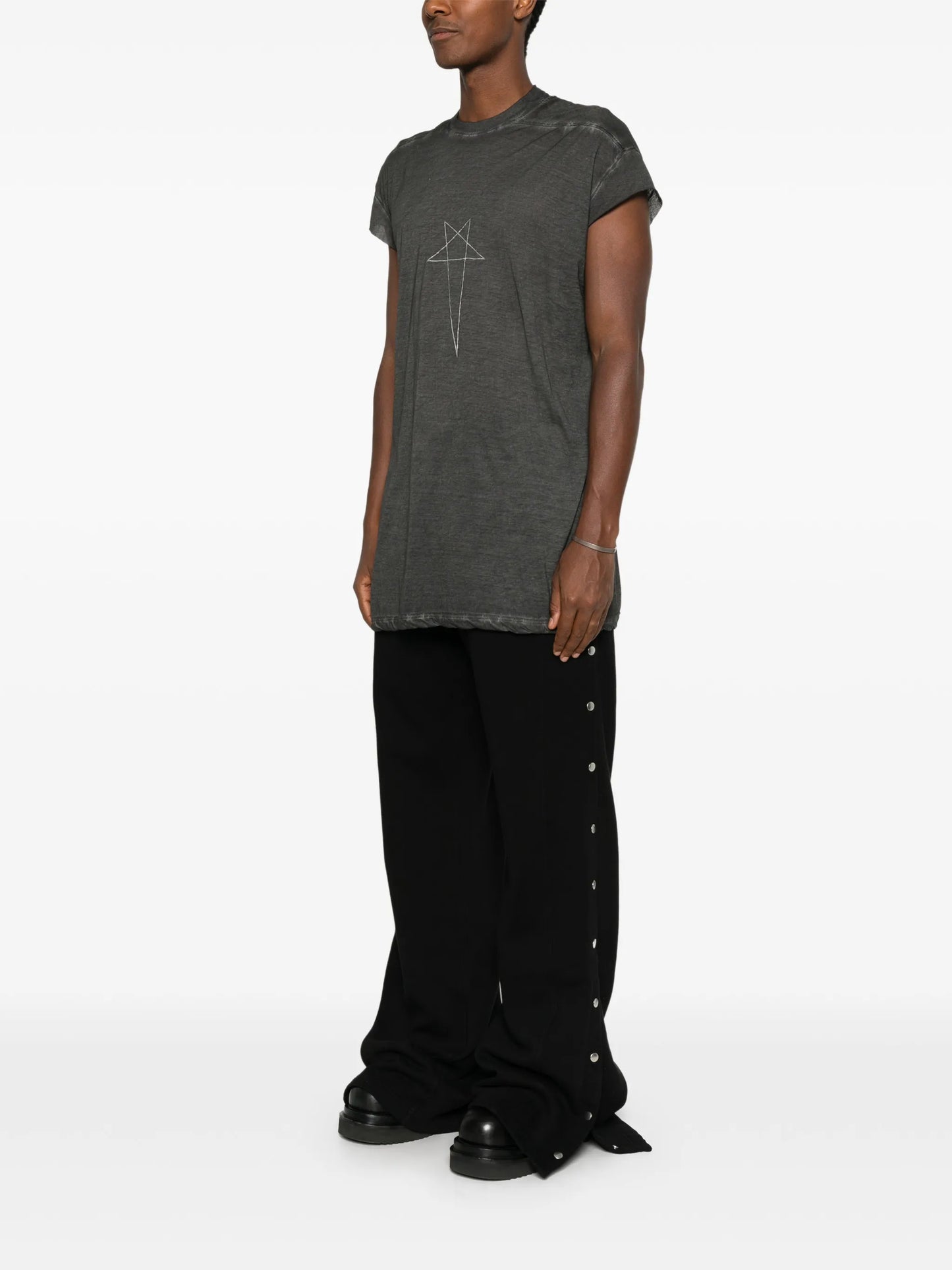 Tower Rick s jumbo SL T in faded black/silver stonewashed cotton gauze jersey