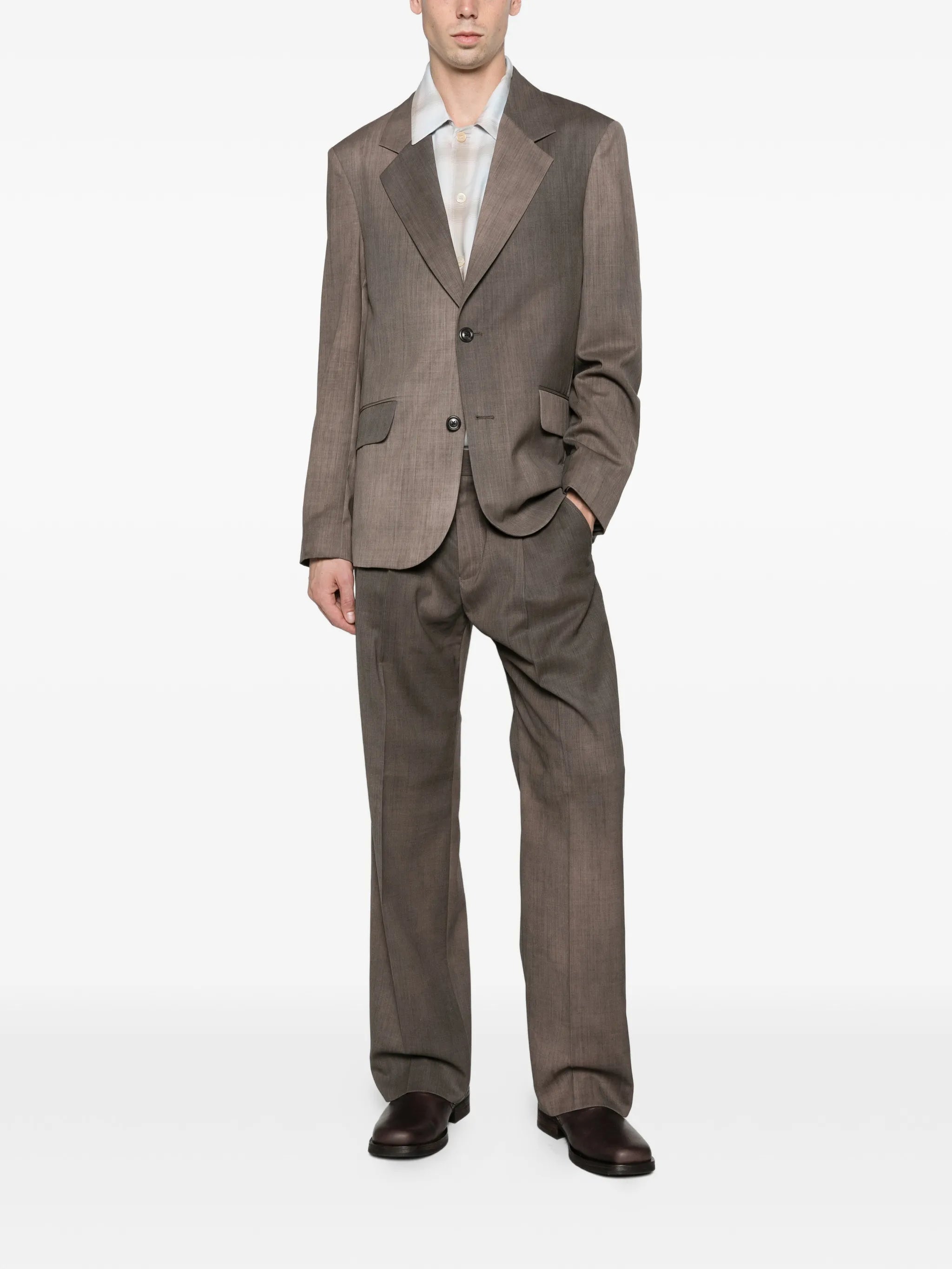 Slack trousers