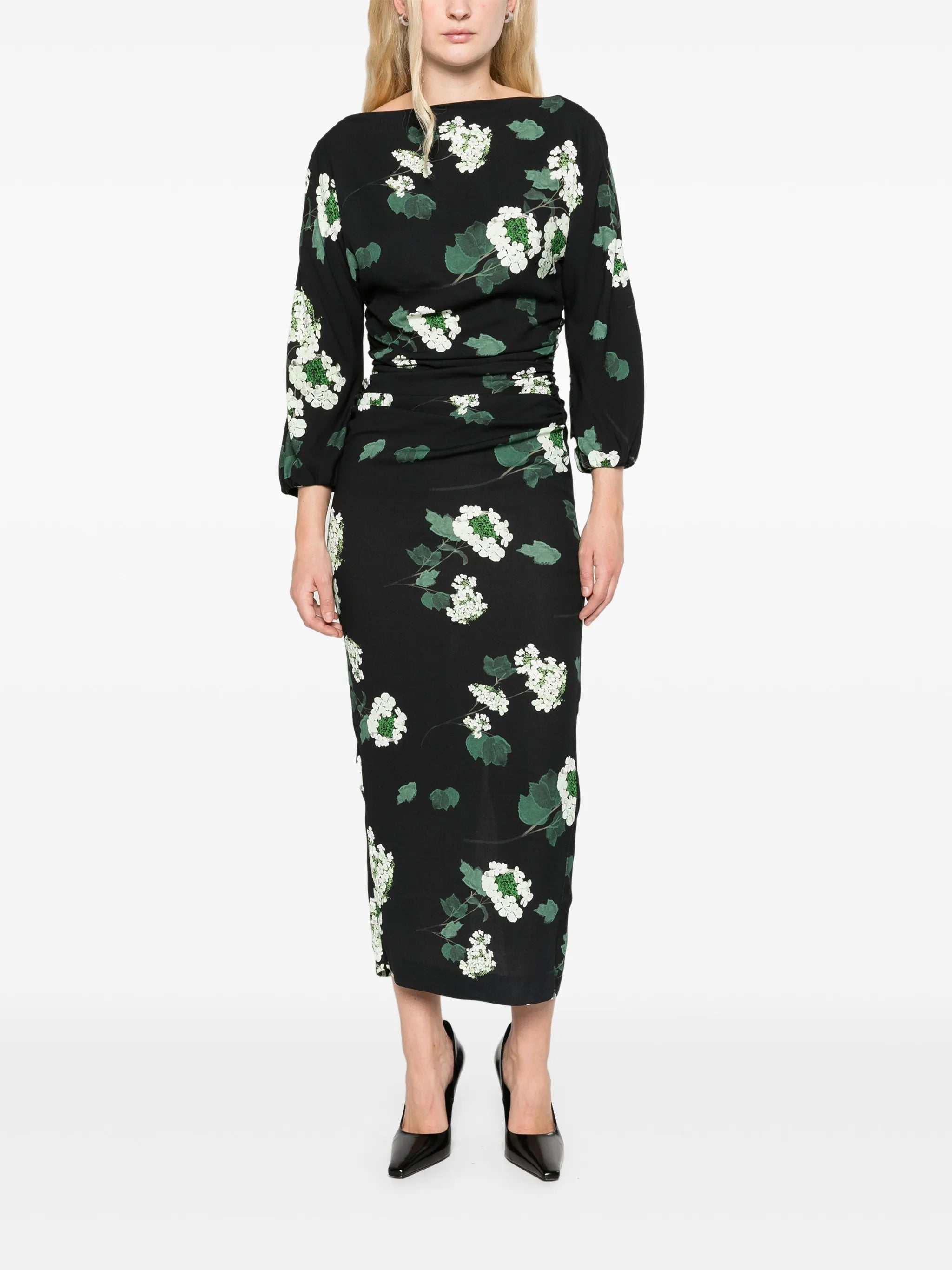 dress Ezra