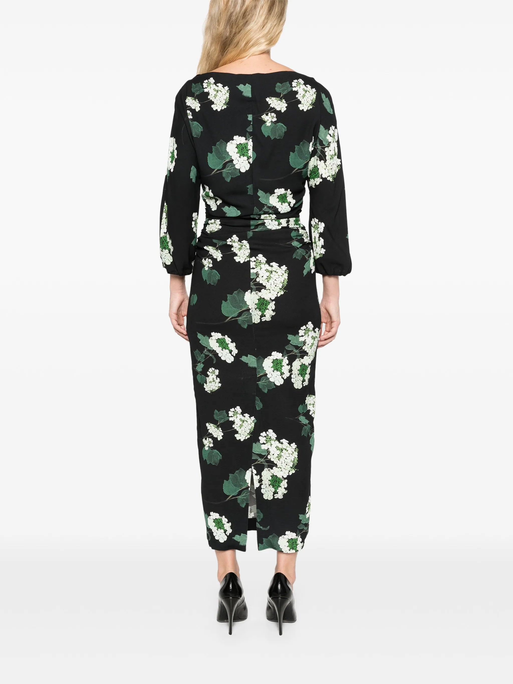 dress Ezra