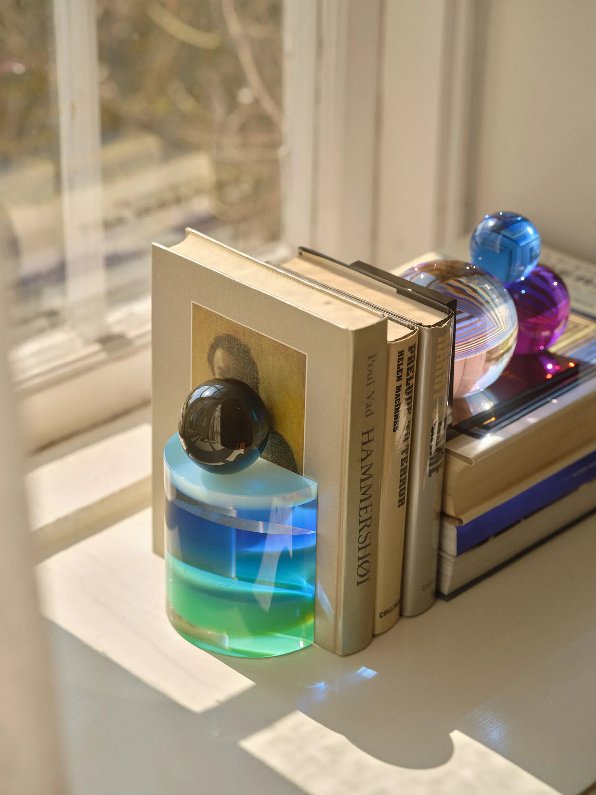 Prima bookend