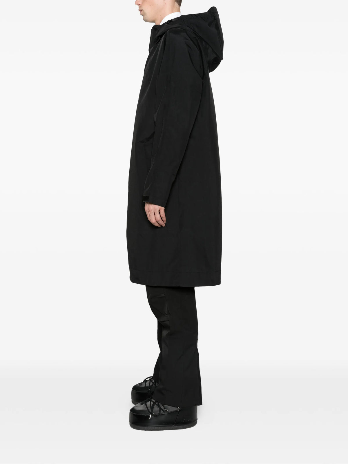 Korax shell coaches coat black