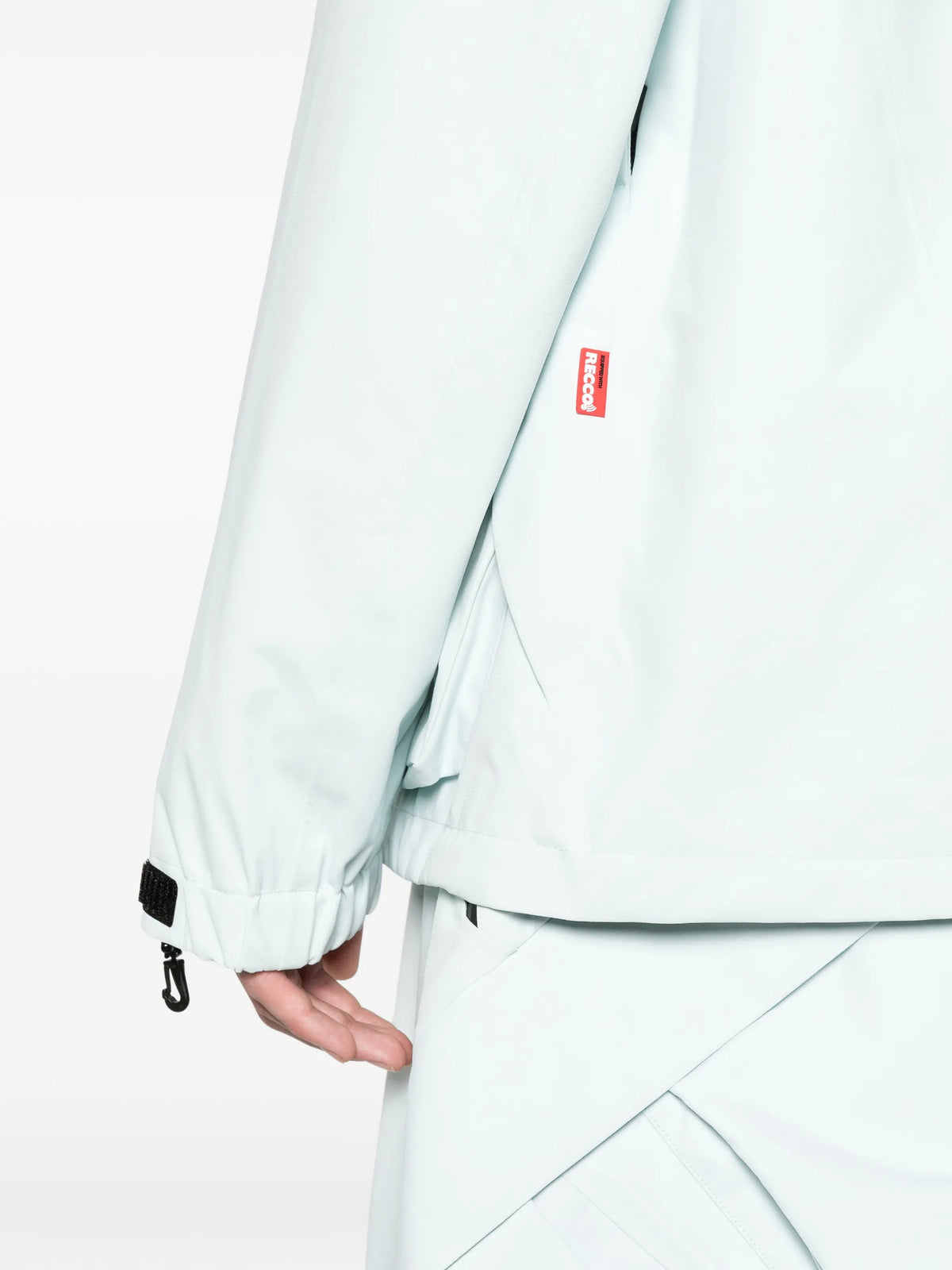 Spectral shell jacket frost