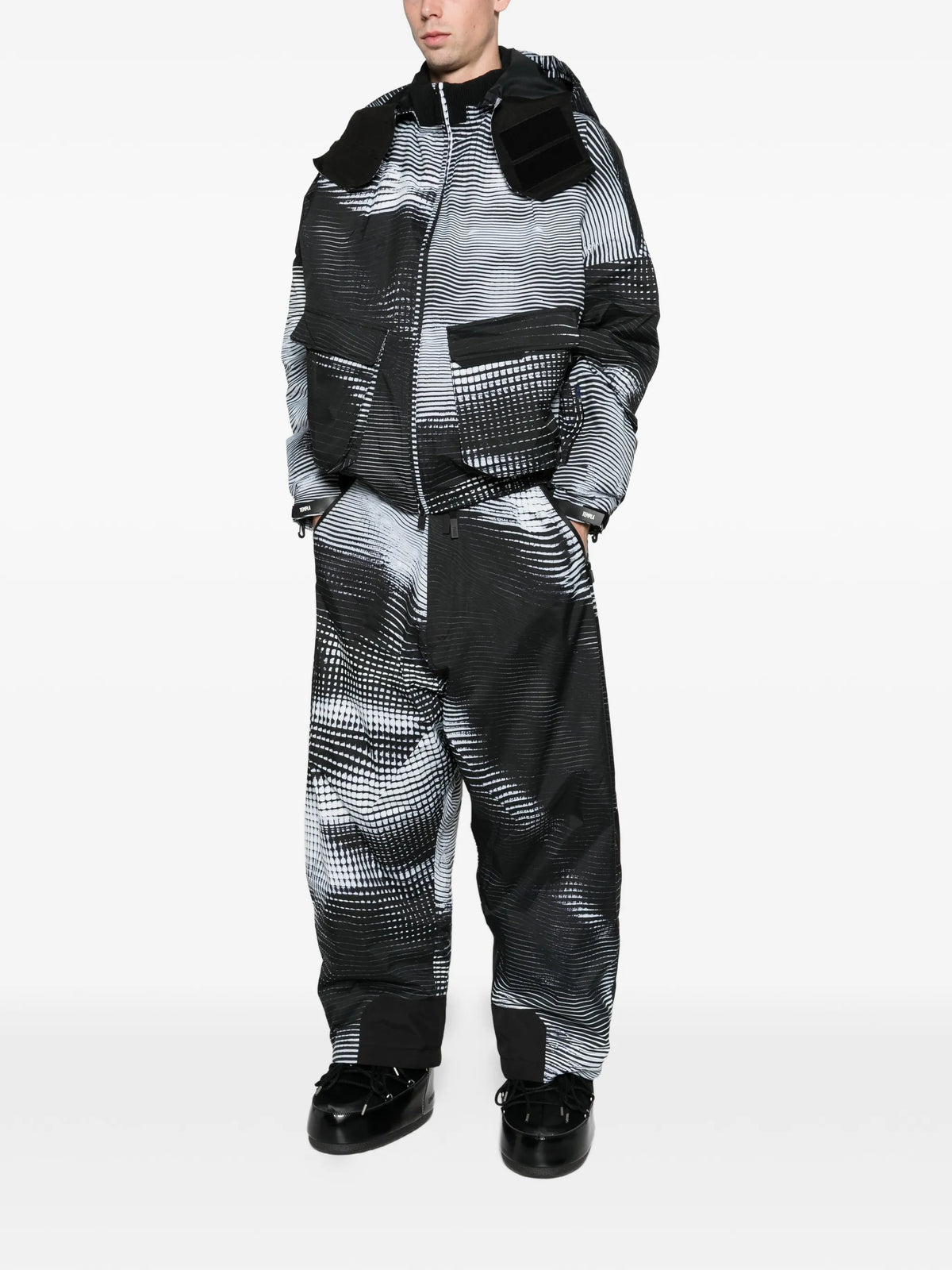 Dysydent trousers