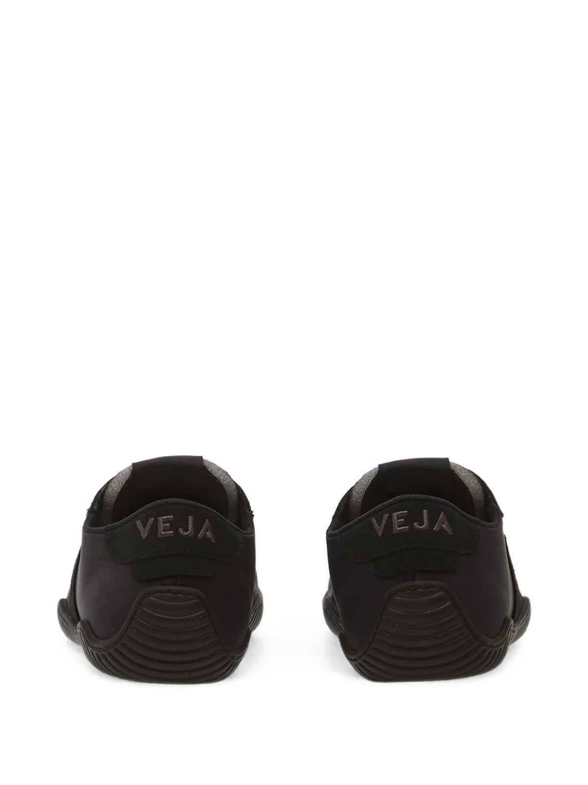 Jitsu sneakers