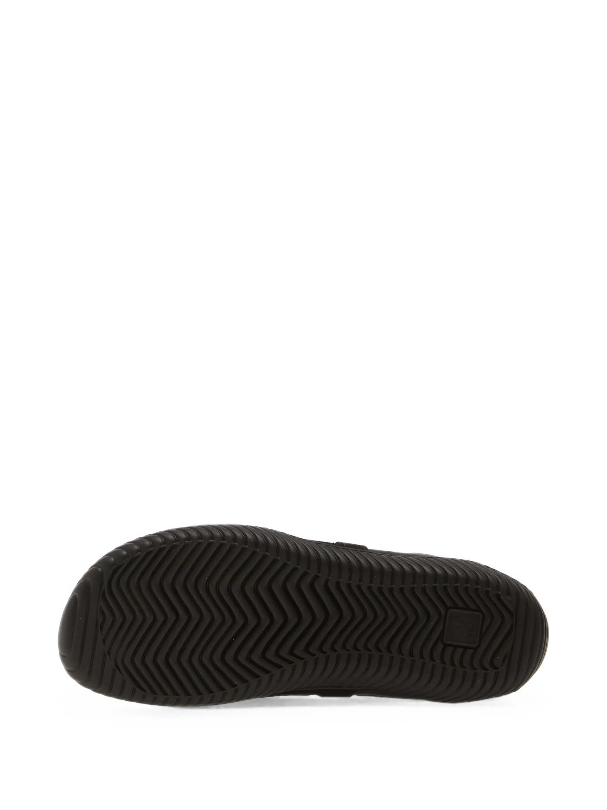 Jitsu sneakers