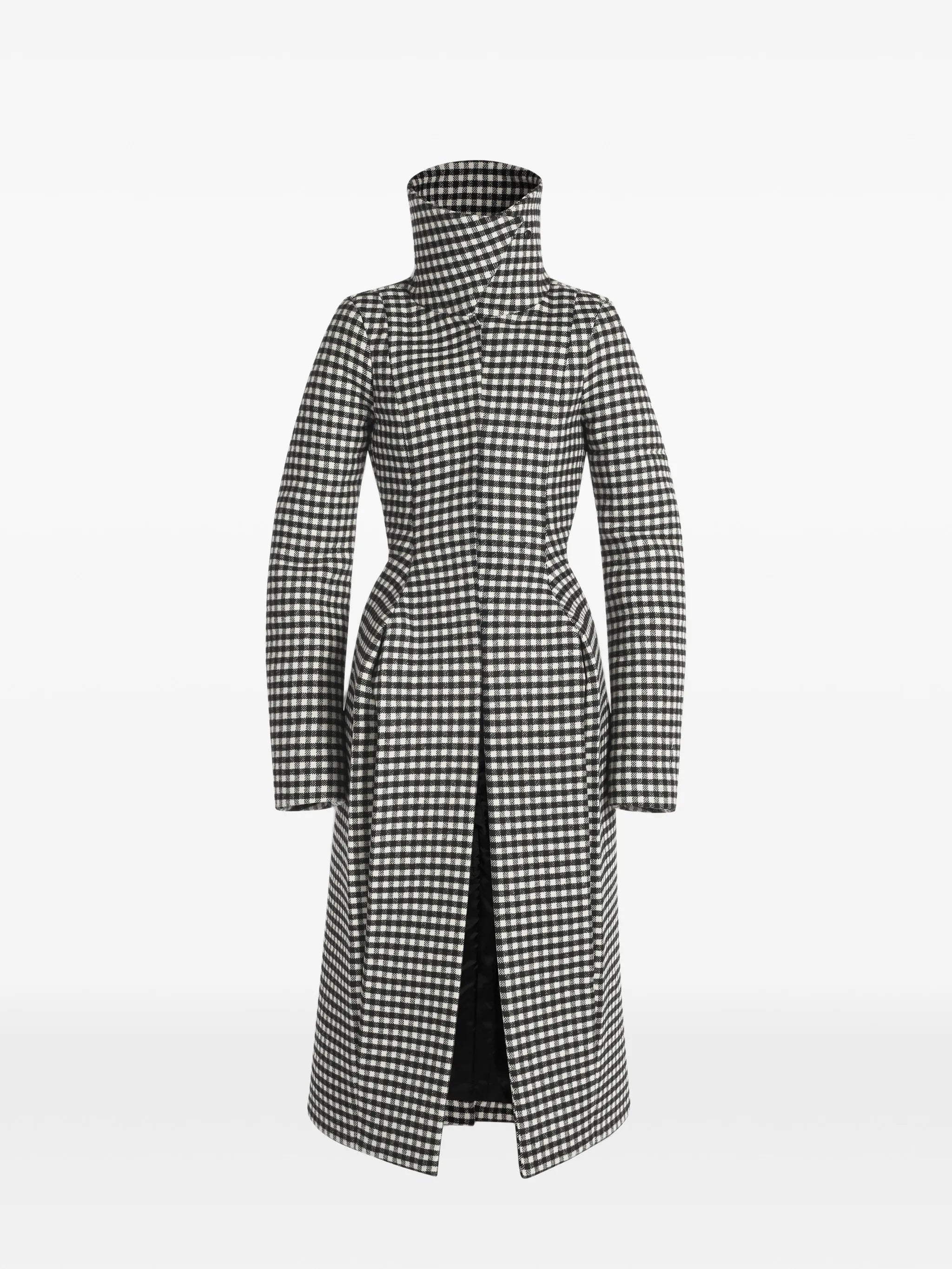 The pleated coat