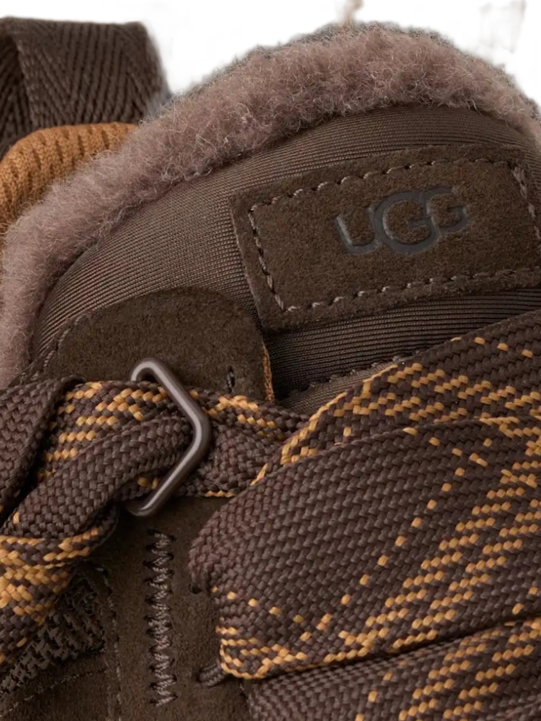 shearling-trim panelled sneakers