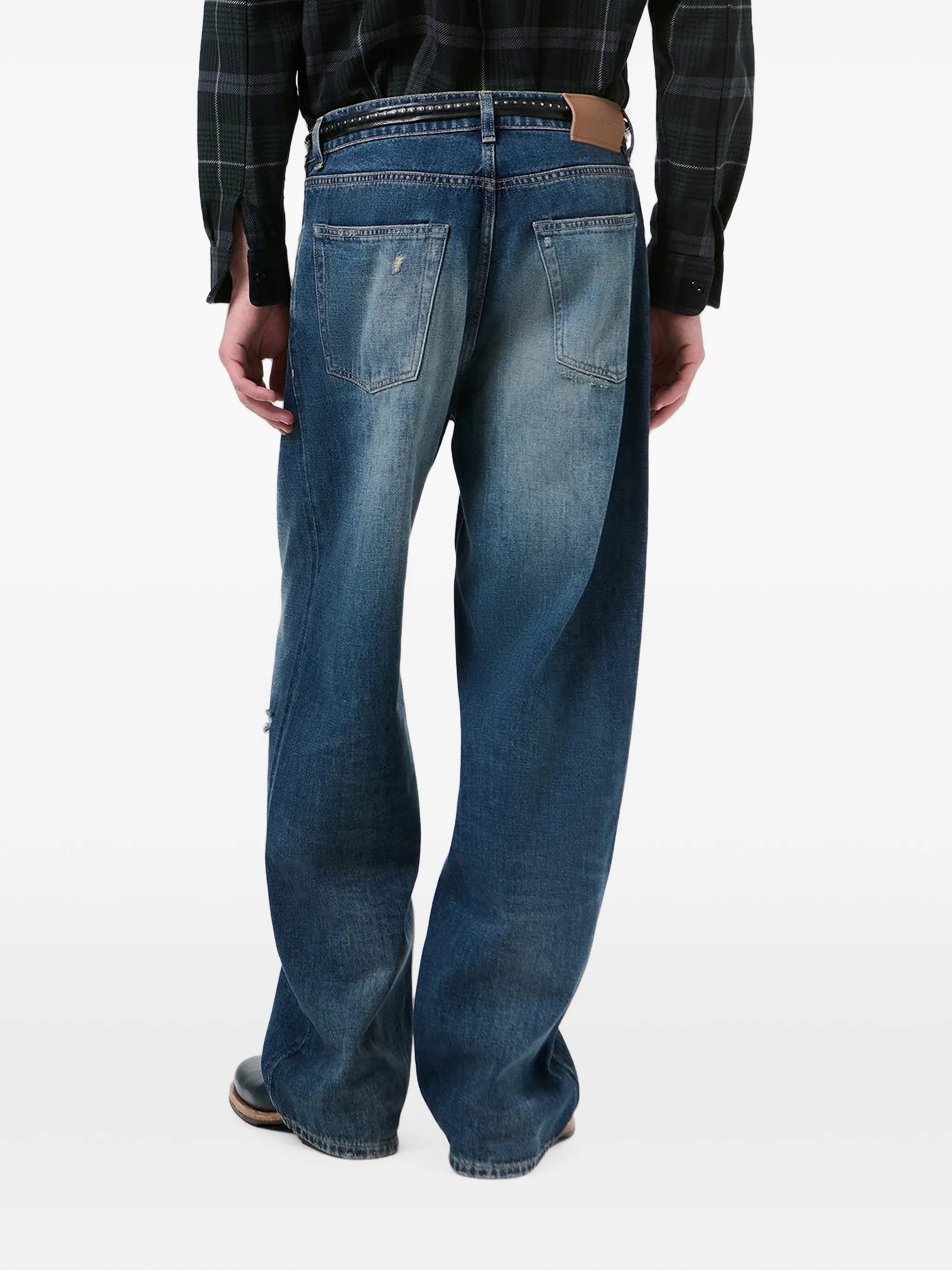 Vast Cut distressed jeans