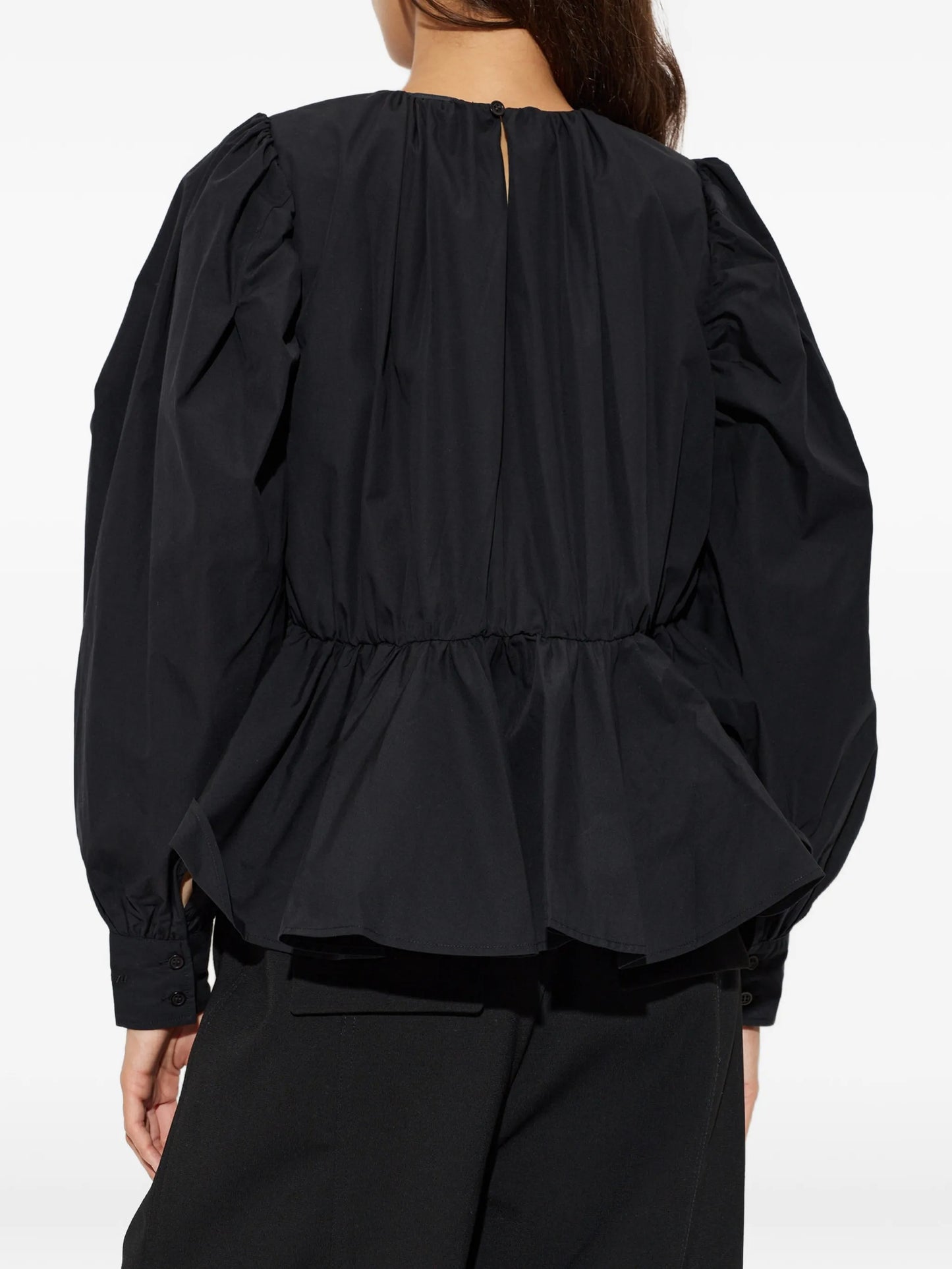 puff-sleeves blouse