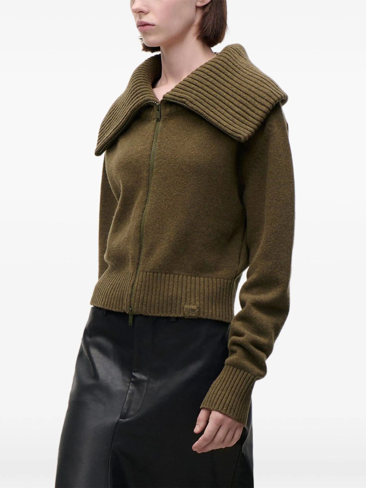 wide-collar zip-up cardigan