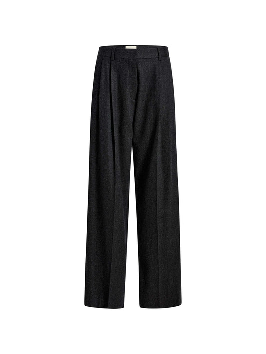 August pant
