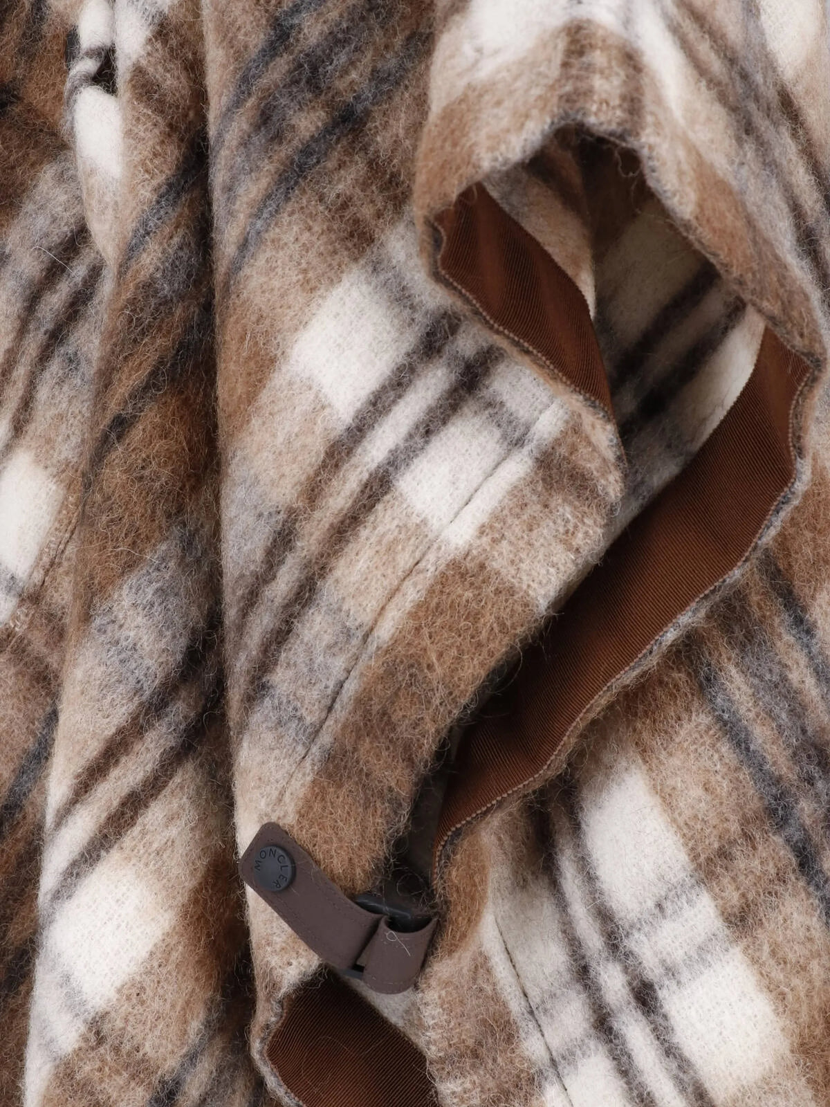 check-pattern cape