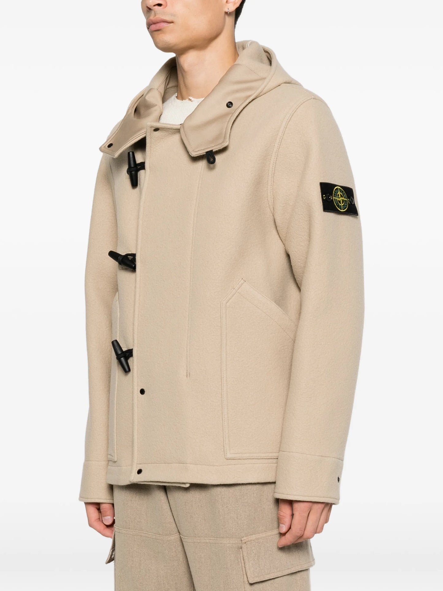 toggle-fastening hooded jacket