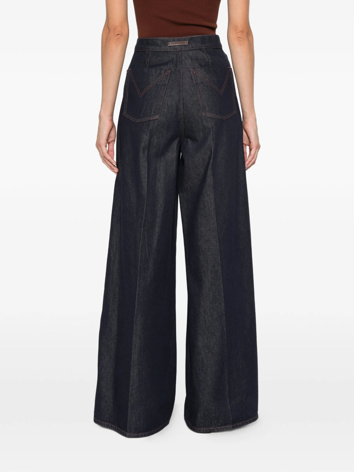 contrast-stitch wide-leg jeans