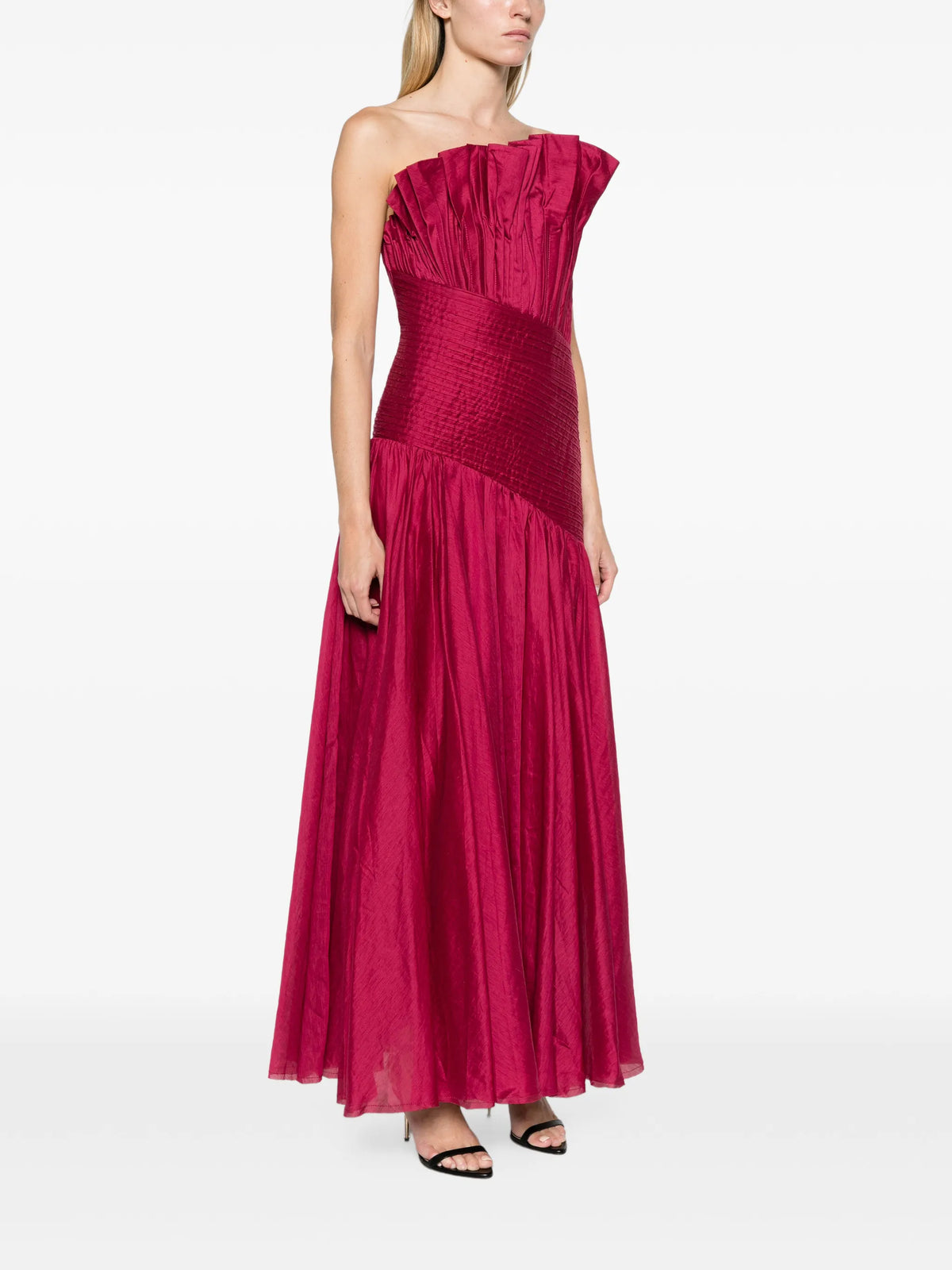 Aquiline gown