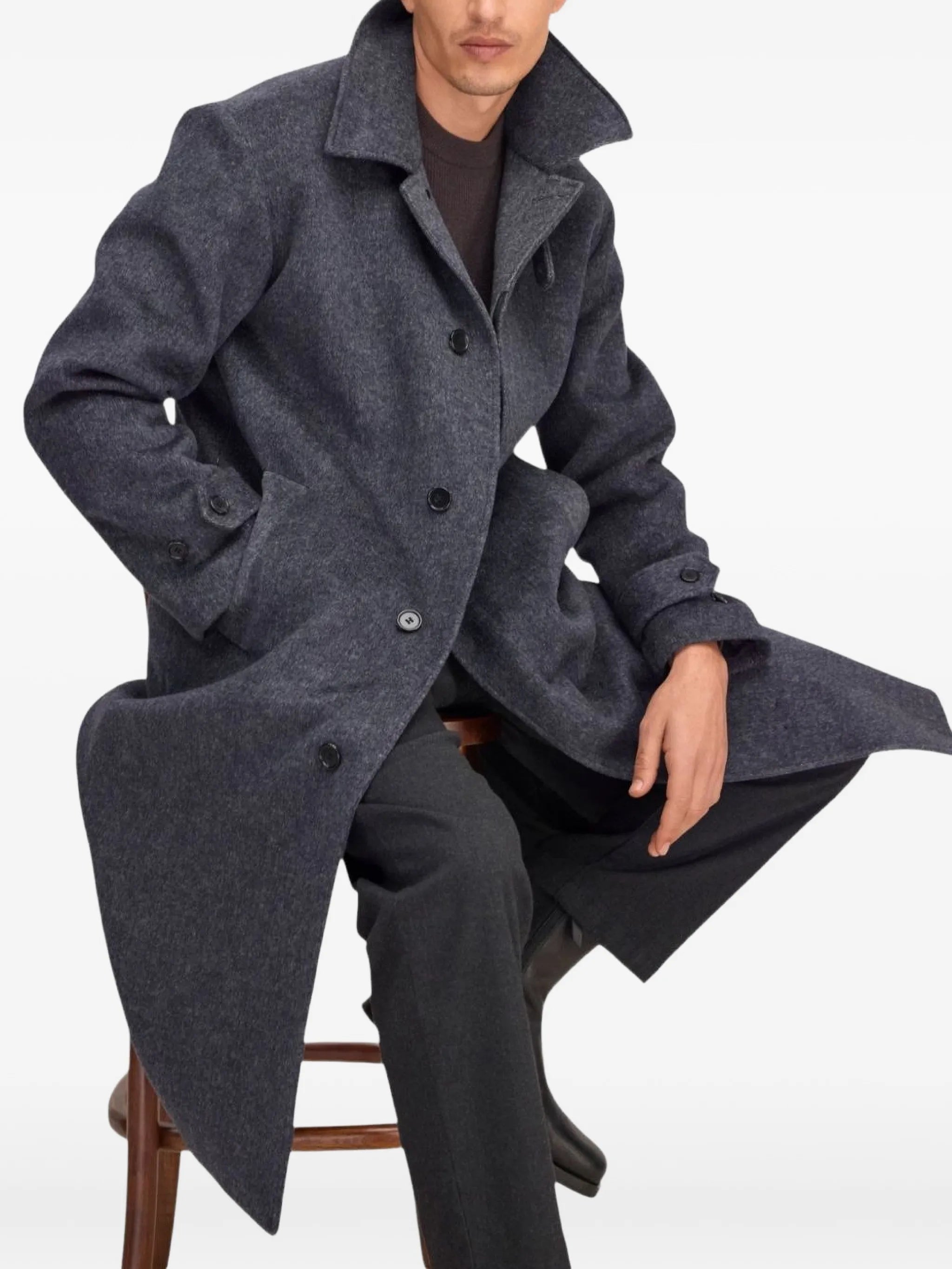 throat-latch single-breasted coat