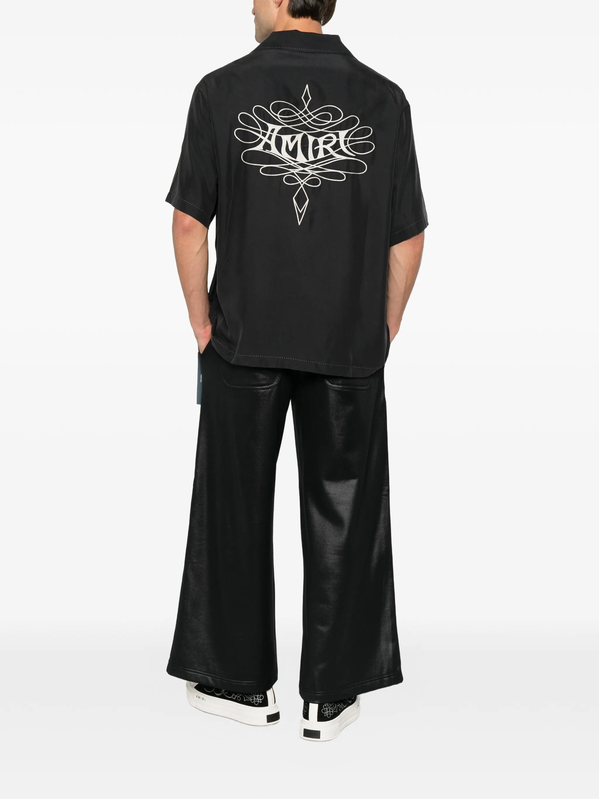 logo-embroidered short-sleeve shirt