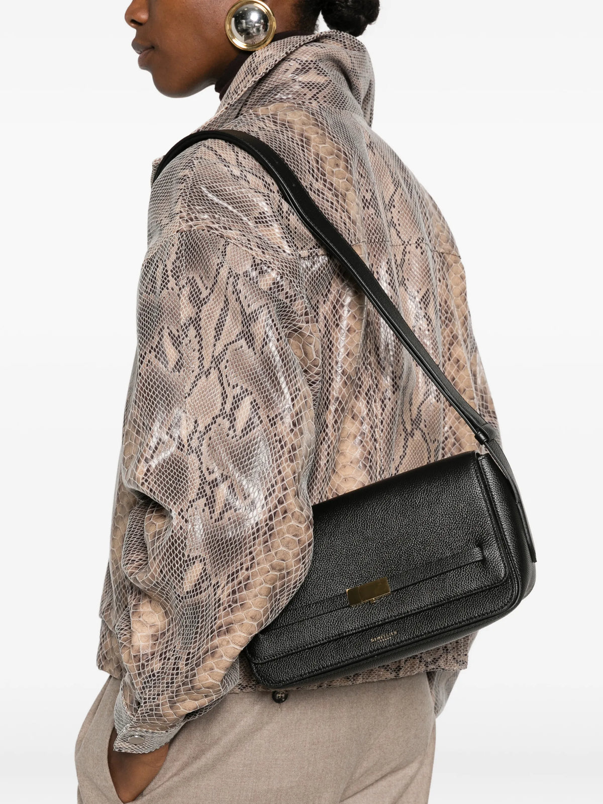The New York leather crossbody bag