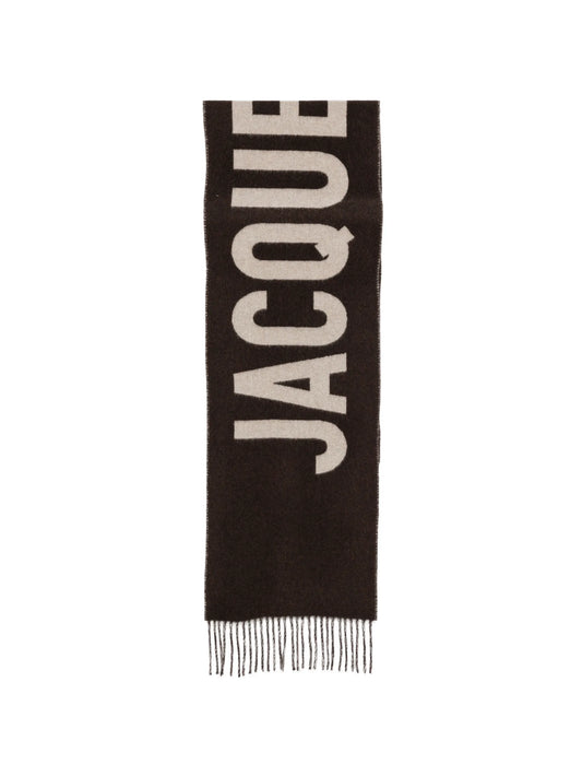 The Jacquemus scarf