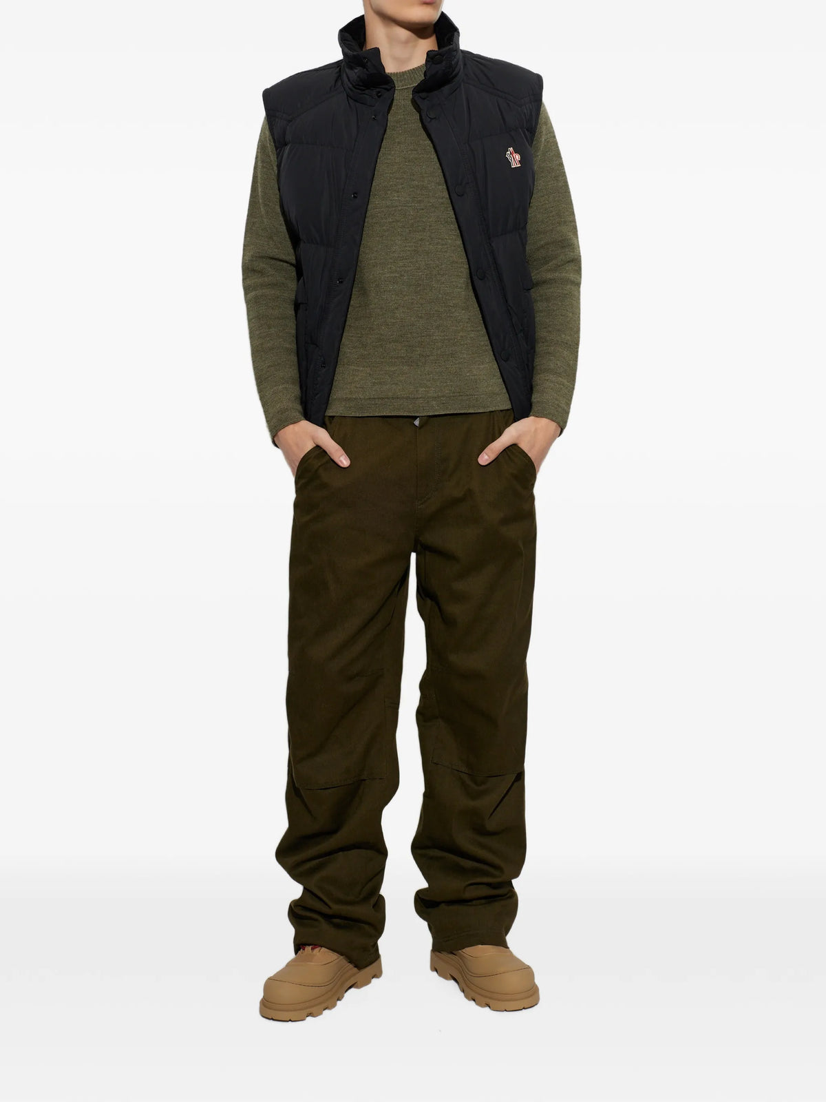 quilted logo-patch gilet