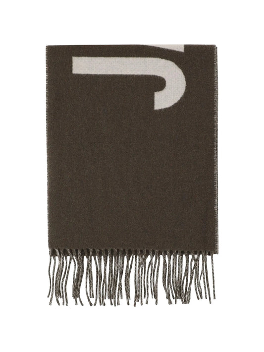The Jacquemus scarf