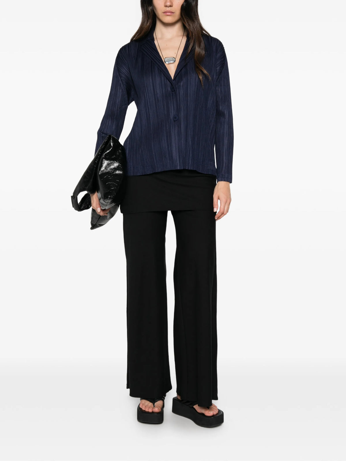 pleated notch-lapel jacket