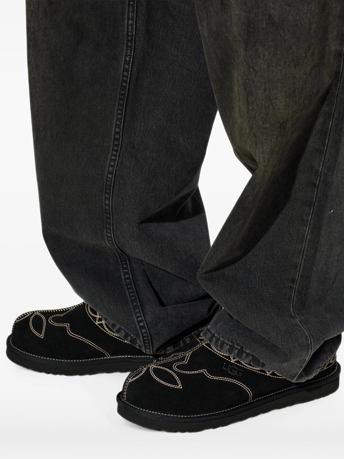 Tasman Western suede slippers