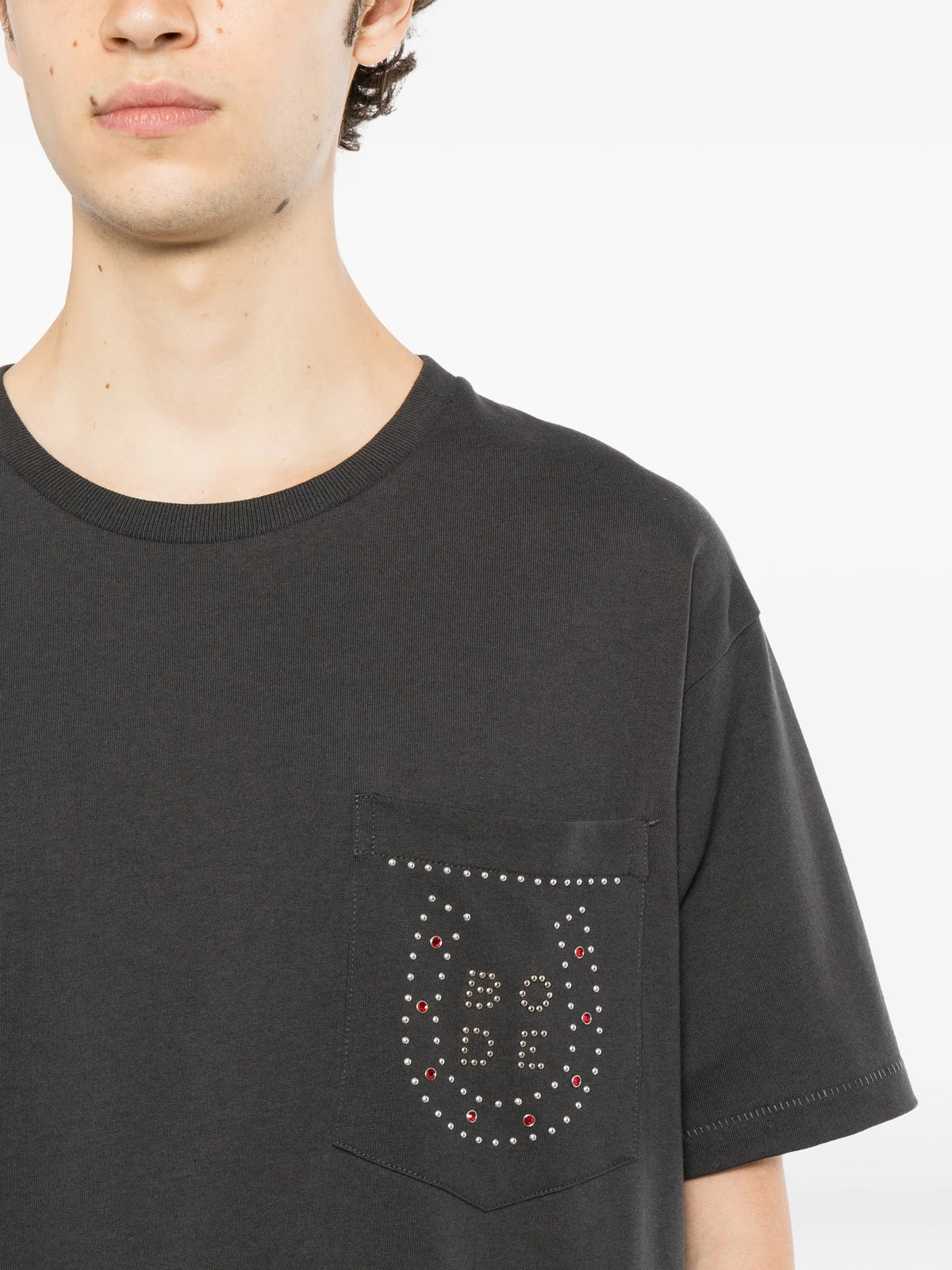 embellished-pocket T-shirt