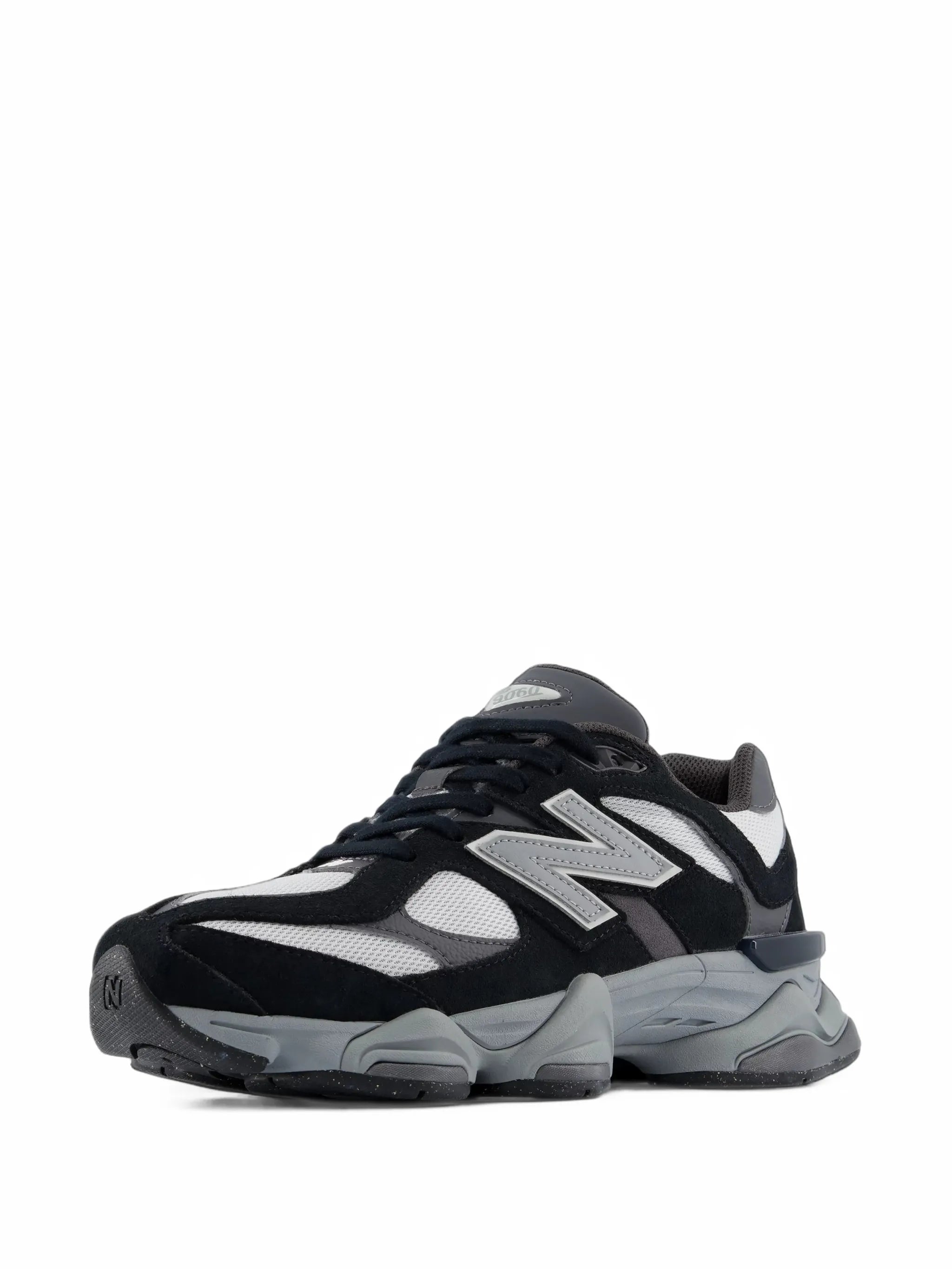 9060 shoes