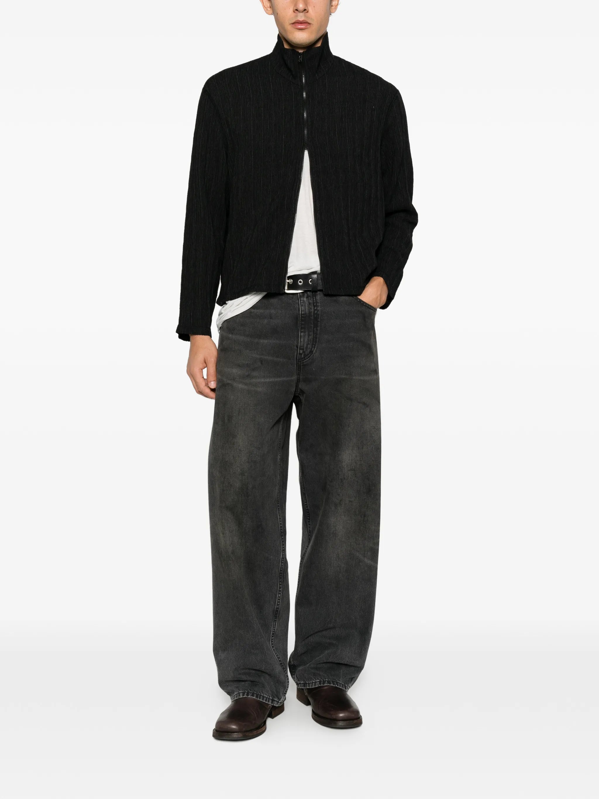 Shrunken fullzip sweater